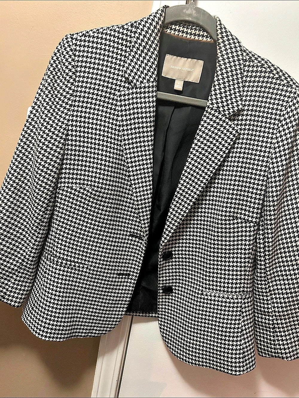 Banana Republic Houndstooth Blazer in Black & White Size 10 good condition